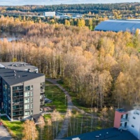 Modern Apartment Near Tampereen Messukeskus, With Own Private And Free Parking מראה חיצוני תמונה