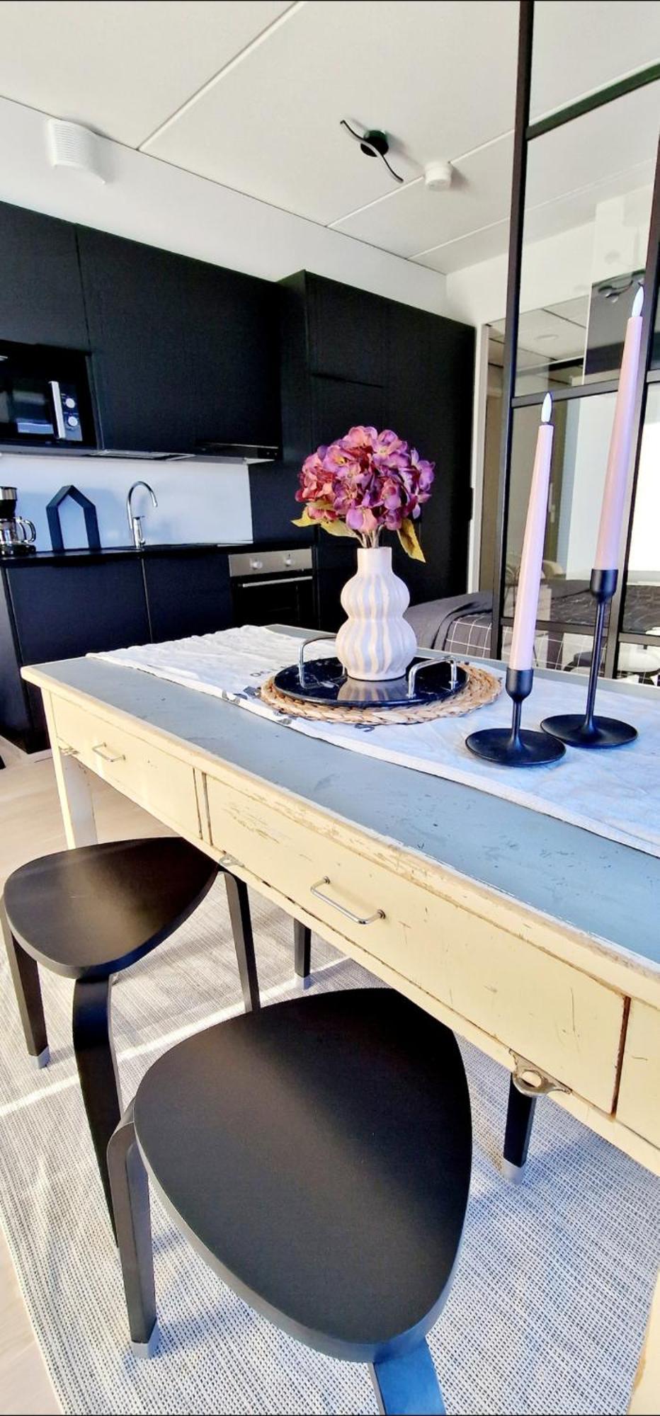 Modern Apartment Near Tampereen Messukeskus, With Own Private And Free Parking מראה חיצוני תמונה
