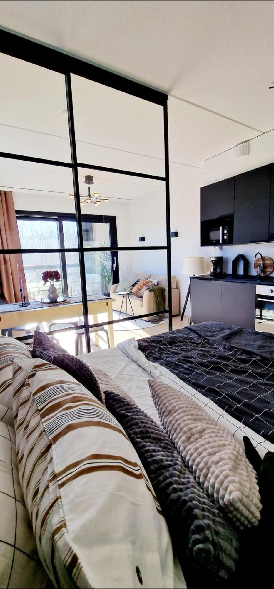Modern Apartment Near Tampereen Messukeskus, With Own Private And Free Parking מראה חיצוני תמונה
