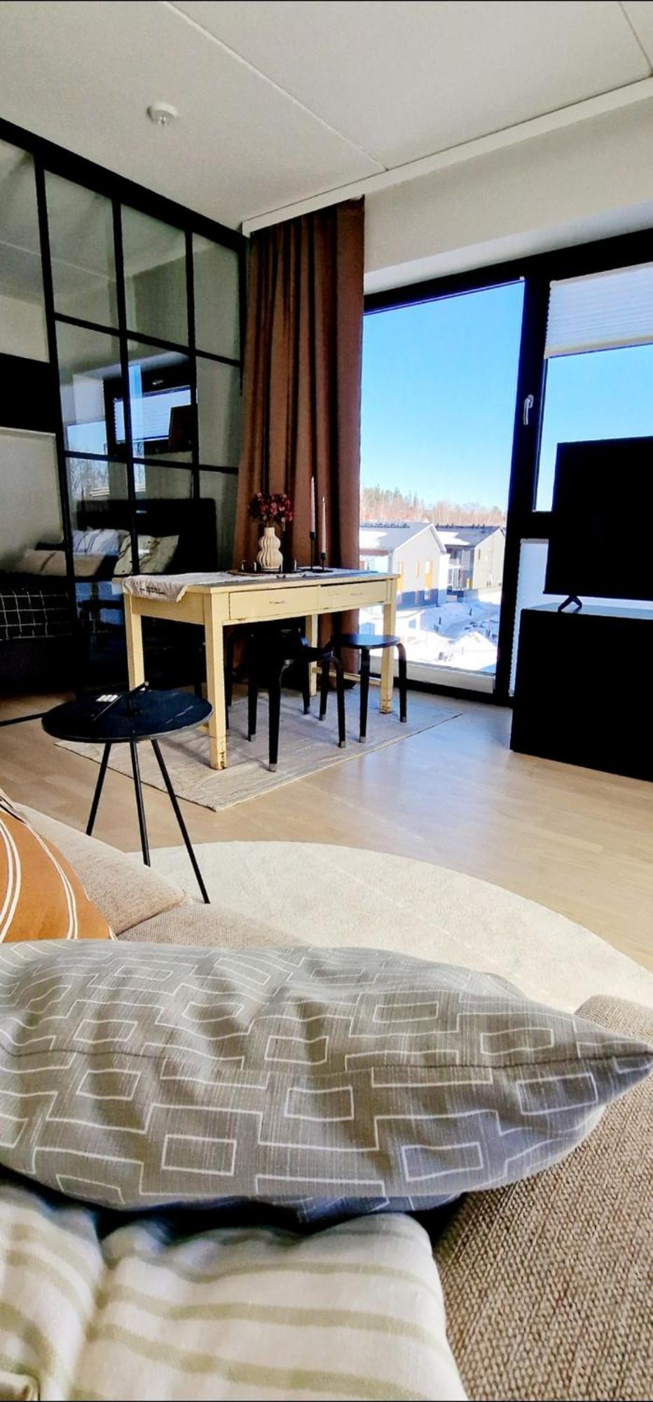 Modern Apartment Near Tampereen Messukeskus, With Own Private And Free Parking מראה חיצוני תמונה